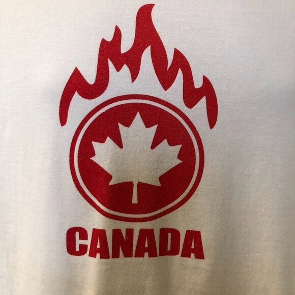 Canada White Graphic Tee T-Shirt Men's Unisex Size Medium Banff Gondola - Picture 4 of 5